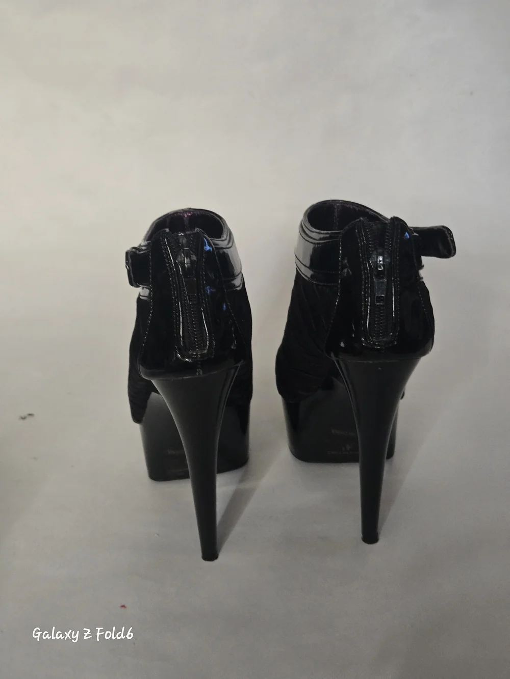 Source Unknown Black Patent & Fabric Peep-Toe Platform Booties